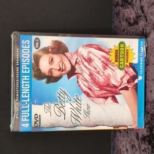 The Betty White Show Vol.1 DVD -- New In Wrapper  (2004)
